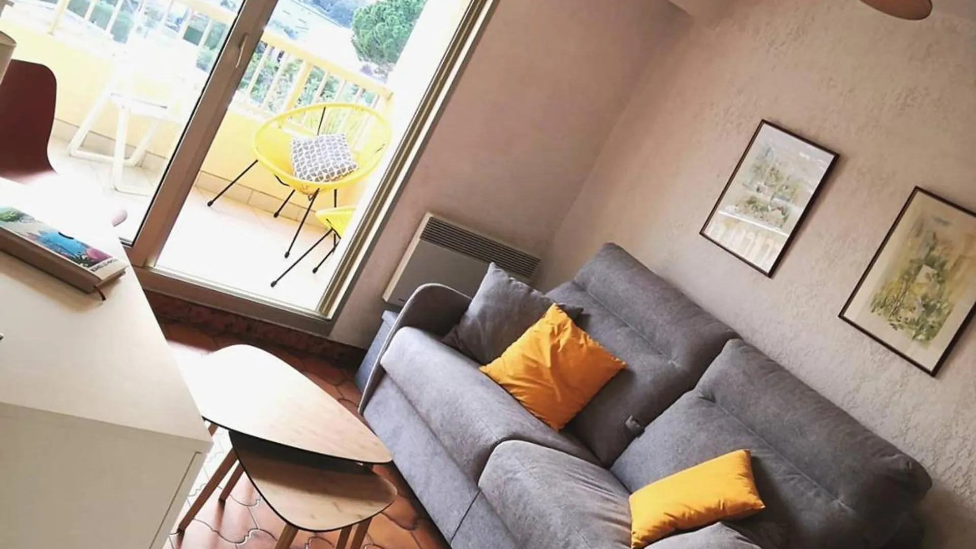 T2 5 Pers Avec Parking A La Faviere, Bormes-Les-Mimosas - Fr-1-610-54 Apartment France